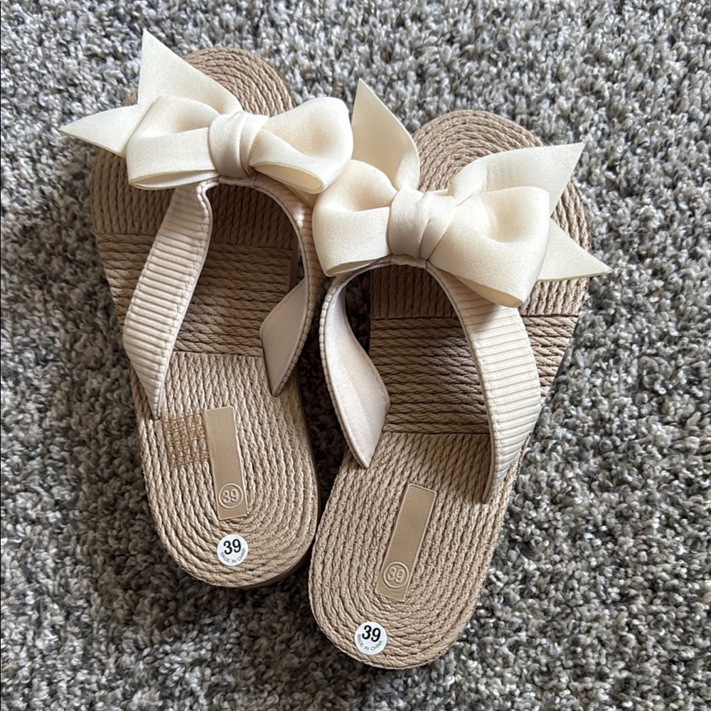 Cream Bow Sandals
